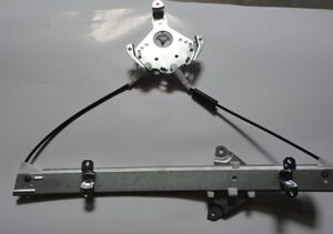 Mıtsubıshı Lancer- C62- 88/91; Ön Cam Krikosu Sağ Elektrikli/motorsuz - MB546636
