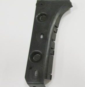 Audı A6- 98/01; Ön Tampon Braketi Sağ (tw) - 4B0807284B