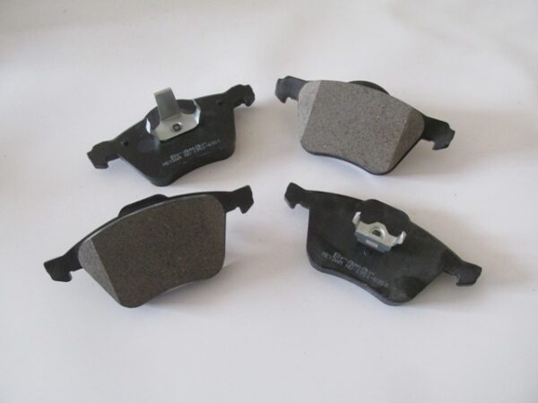 Volvo Xc90- 04/15; Ön Fren Balatası (kablosuz)(disk)(155,2x72,3x18,6/15;6,4x71,6x17)(bramax) - 274285