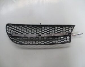 Alfa Romeo 147- 01/05; Ön Tampon Panjuru Sol Siyah (çıtası Nikelajlı) (tw) - 46557854