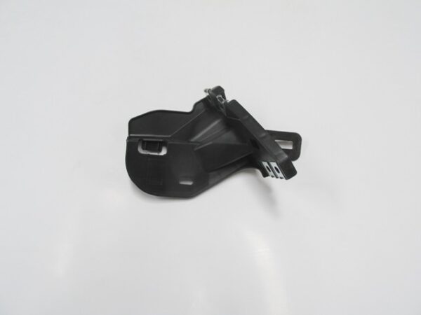 Range Rover- Evoque- 12/15; Ön Tampon İç Bağlantı Braketi Sol (tw) - LR16A142
