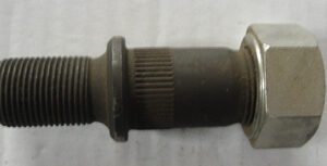 Isuzu Nqr- Sampiyon- 97/06; Ön Bijon+somun Sol (1 Adet)(tek Somunlu)(boy:88,40)(fammıze) - -