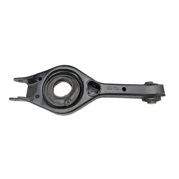 Hyundaı Çubuk Denge İ30 12-18 Arka Sağ (üst) - 55220-A6100